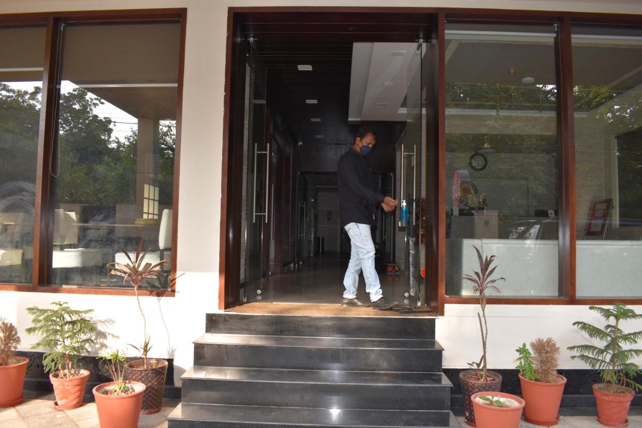 Hotel Siddhartha Inn Udaipur Esterno foto