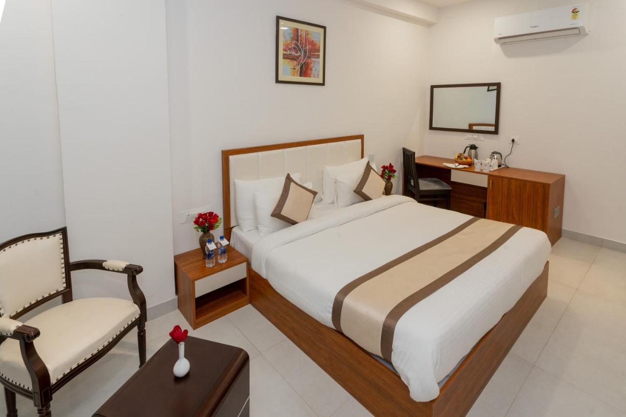 Hotel Siddhartha Inn Udaipur Esterno foto