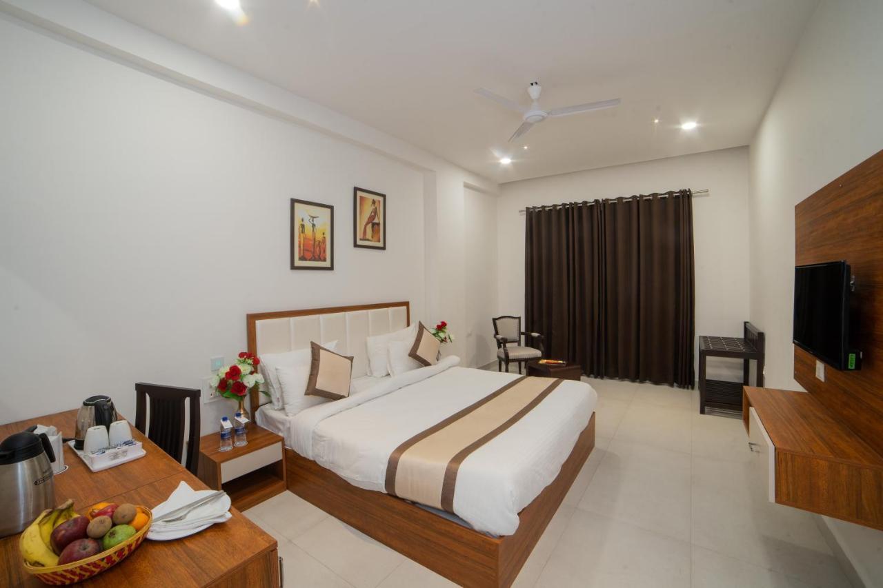 Hotel Siddhartha Inn Udaipur Esterno foto