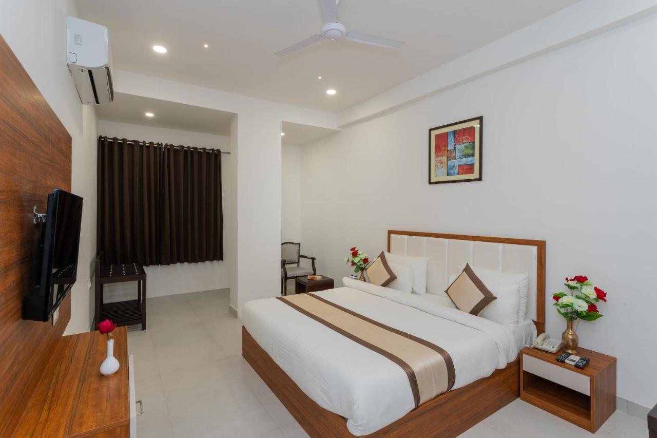 Hotel Siddhartha Inn Udaipur Esterno foto