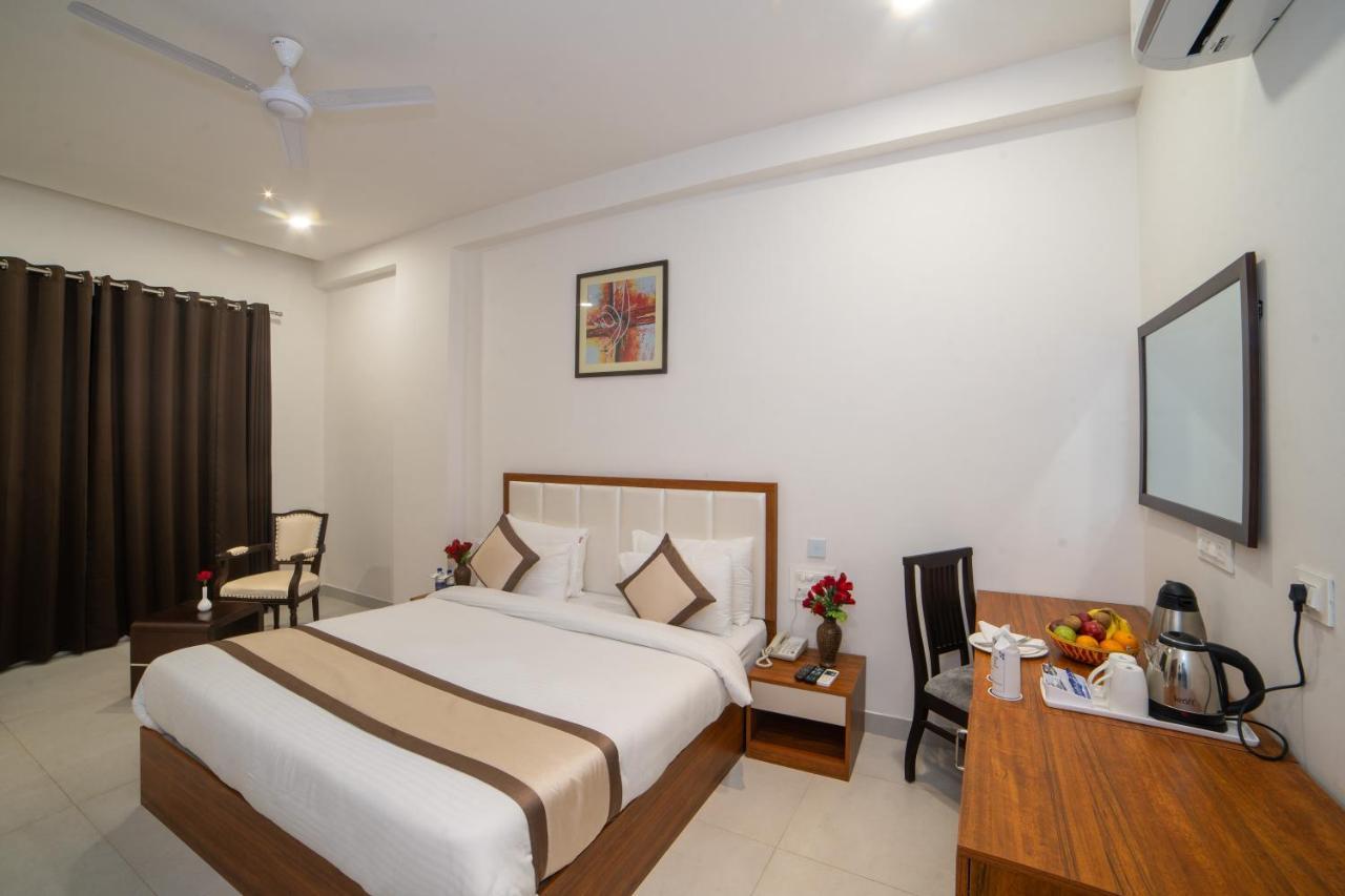 Hotel Siddhartha Inn Udaipur Esterno foto