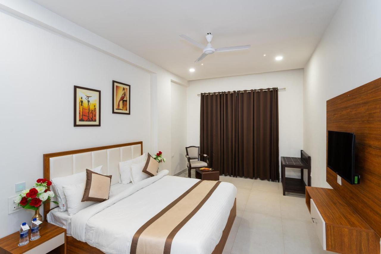 Hotel Siddhartha Inn Udaipur Esterno foto